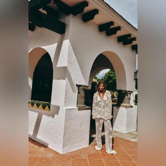 🦋 Bloggers Favorite 🦋 NWT Zara Floral Crochet Top & Pants Set Size L - Picture 6 of 16